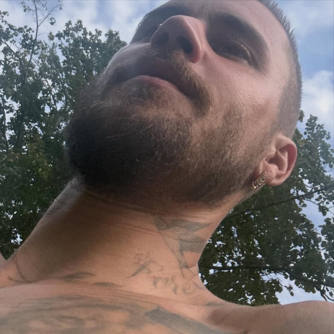 Justin Bieber's Neck Tattoo Revealed