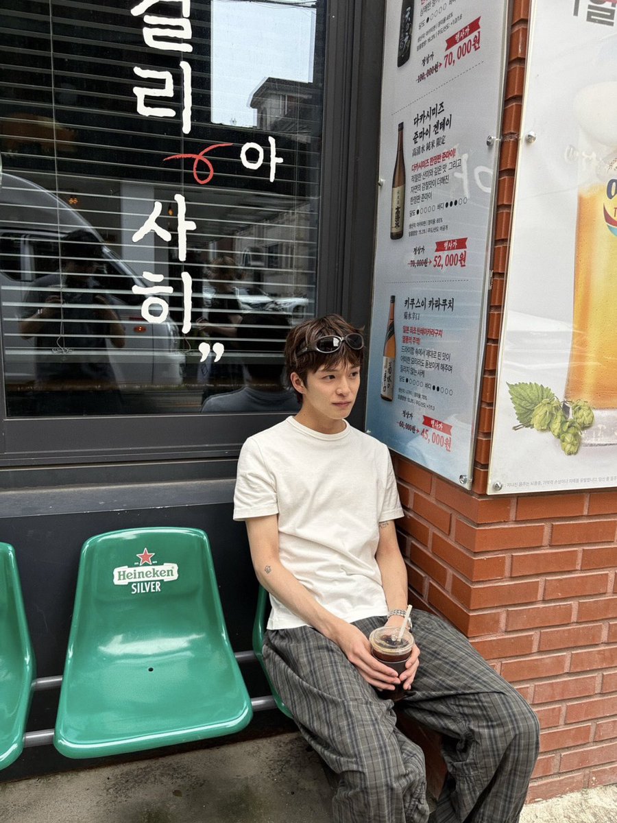 BeastCrypto_678's tweet photo. [250913] ASAHI post on Instagram 📸 https://t.co/Vyvp4Fjb6Z