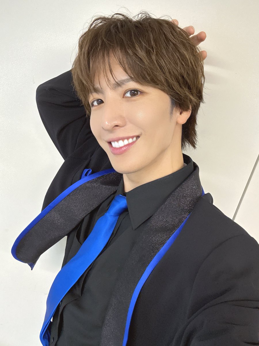 おはよう🥰 今日もみんなおはよう点呼参加してってね☺️💙❤️ 今日は