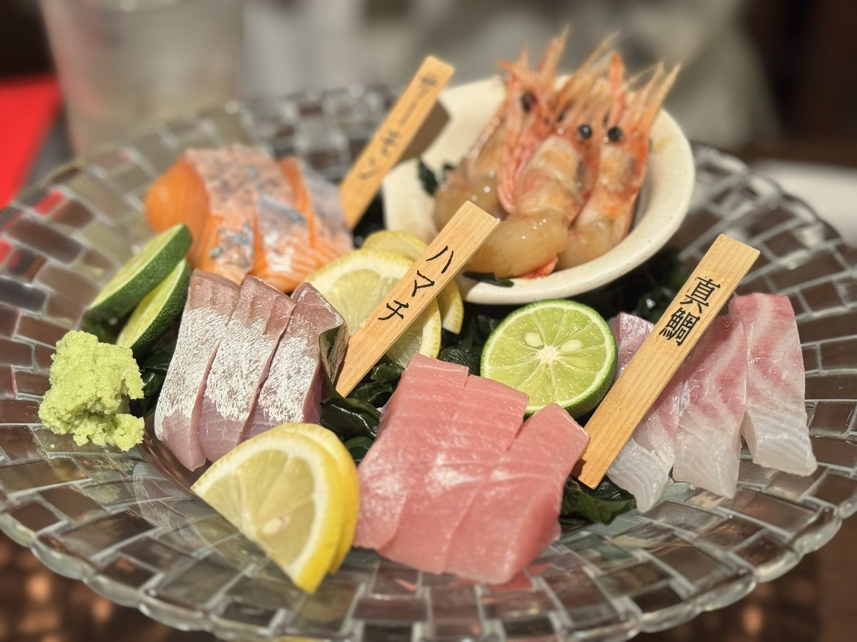 pakikisama2's tweet image. 昨日は美味しい料理を沢山食べれて満足でした😋
なかでも、いちじくと生ハムの組み合わせがホント美味しいくてビックリしました‼️