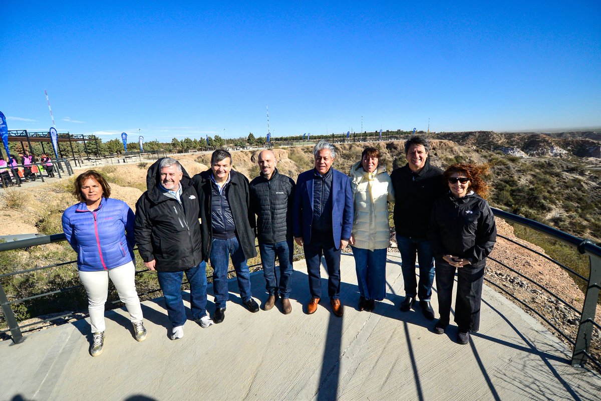 EL TURISMO ES UNA INDUSTRIA AFIANZADA EN NEUQUÉN CAPITAL 

Como parte de la celebración oficial del 121° aniversario de Neuquén, la ciudad sumó un área recreativa al Balcón del Valle.

Es muy importante el trabajo que viene realizando <a href="/MarianoGaidoOk/">Mariano Gaido</a> y todo su equipo, de poder