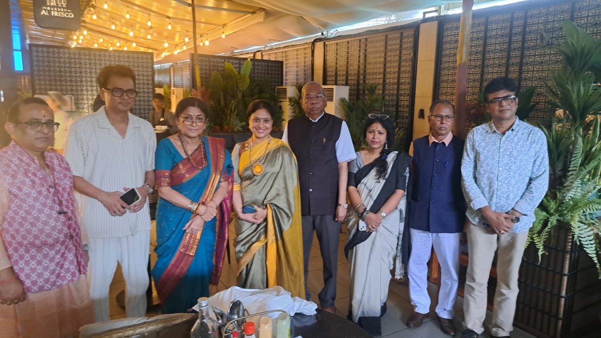 It was great meeting  Former BJP  Rajyasabha MP Rupa Ganguly  &amp; BJP spokesperson,   Koustav Bagchi over lunch. What a pleasant surprise it was to meet singer Debojit Saha &amp; Dipanjan Chakraborty after ages. Thanks to Ranjan Choudhury for organising this &amp; inviting me .
