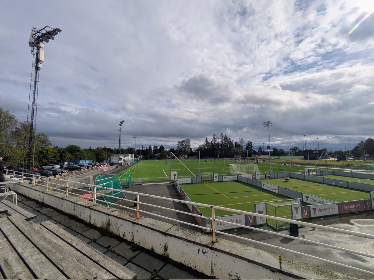 Ready - Kvik Halden FK 
Plastbanen KG
3 div avd 6
#kvikhfk

3-4. Buss til bortekamp i 3 div a?! Ble litt mer drama enn jeg tenkte, 14 poeng ledelse her nå. Når dommer går ut til linjemann der og de gjør om avgjørelsene så er det nøyaktig like ille som VAR!
