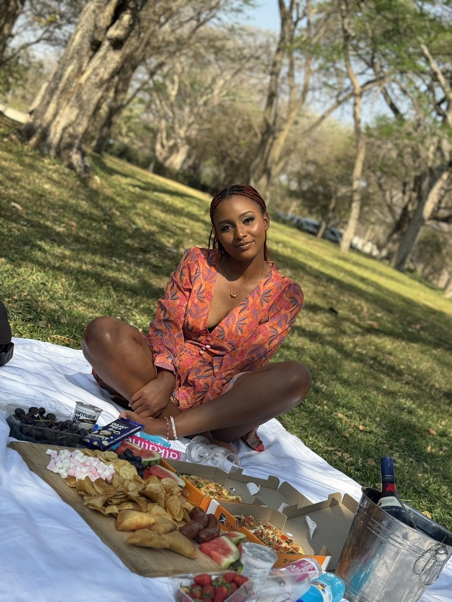 Rosé🇿🇲 tweet media