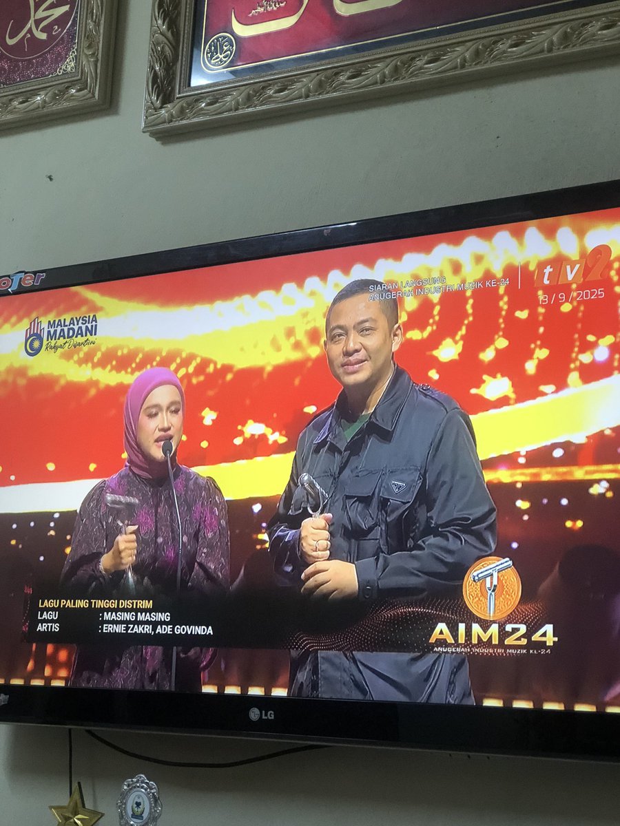 afiqal_12's tweet photo. Terpaling tinggi ye 🥹
#masingmasing
#AIM24 https://t.co/xpQ1UtVlNx