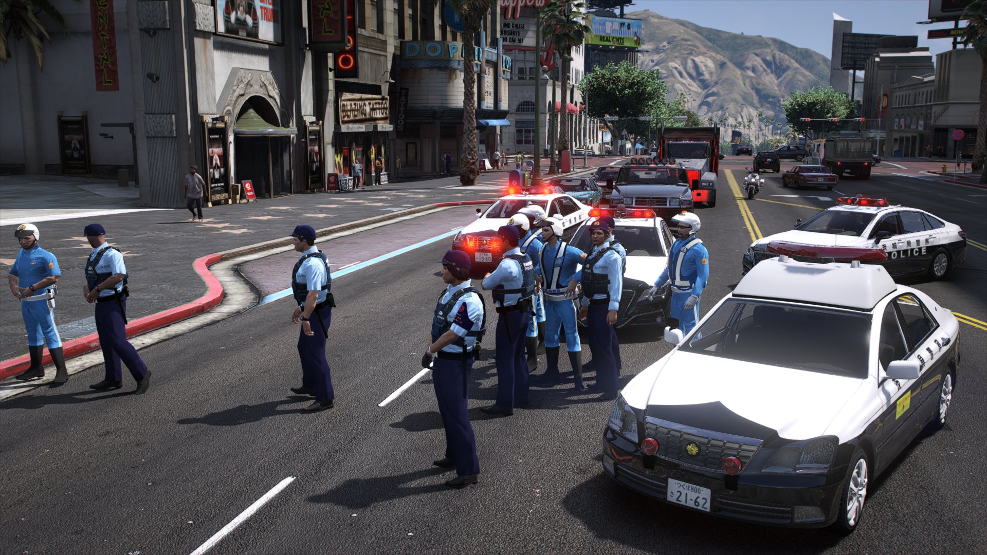 警察学校組＆RX7＆スバル360 イオンオリジナルトミカ No.70 スバル 360 ドイツ警察仕様