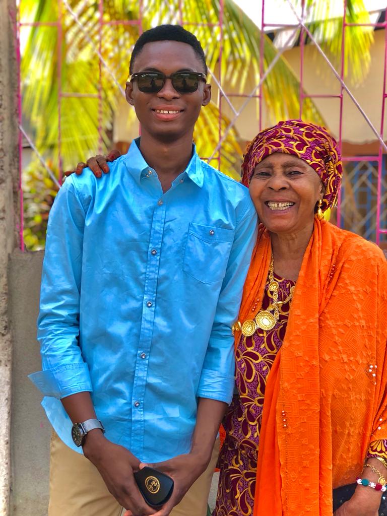 pity this boy 😪 tweet media