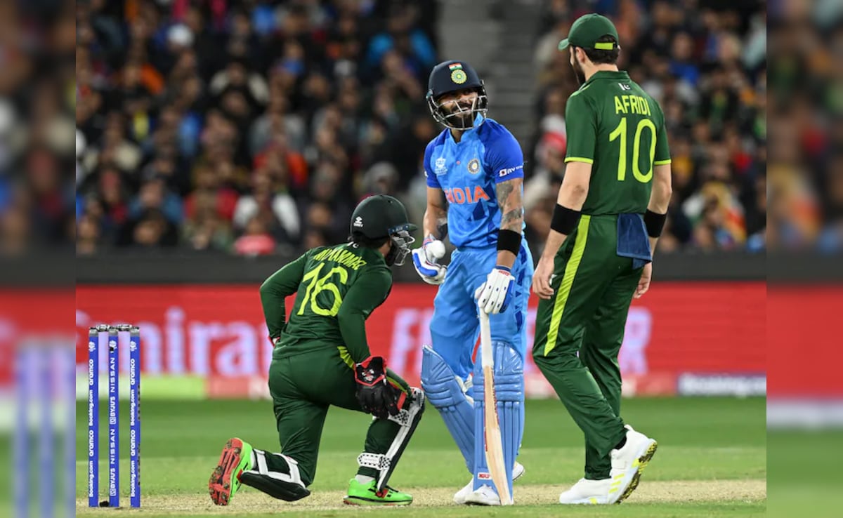 Prime Minister Fekendra Modi has given written permission to BCCI to play cricket match with our enemy country Pakistan. 

At the same time, Pakistan Govt refused to give permission to their Hockey team to play with India in Asia Cup Hockey 2025. 

Shameless PM Modi should