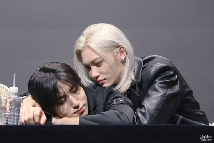 happiest birthday to our ace han jisung! 🤍

#꽃처럼_특별HAN_널_위해
#AlwaysHoldMyHANd
#HappyHANDay