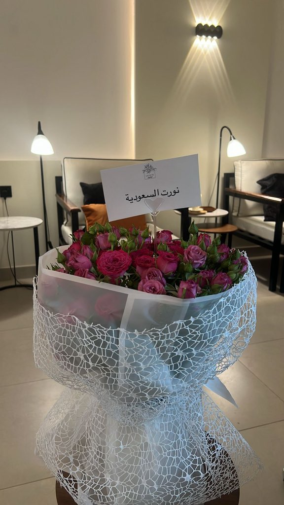 i_8u66's tweet photo. يحق لها الورد وما يحق لغيرها https://t.co/JZZgUWjHTN