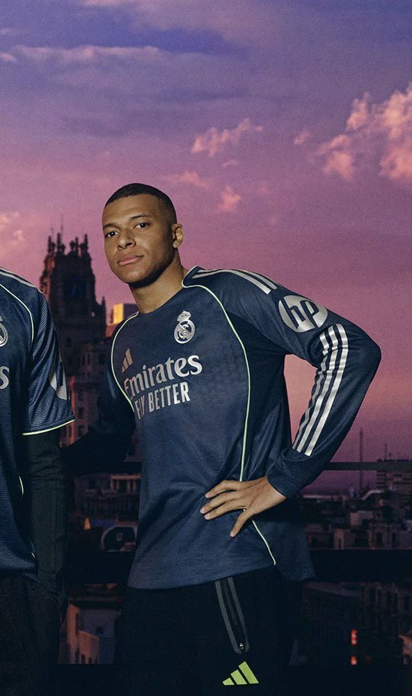 🚨 SORTEO INTERNACIONAL EXPRÉS

CAMISETA DE KYLIAN MBAPPÉ!

Requisitos:
• RT
• Follow <a href="/madrid_total2/">MT2</a> y <a href="/futboljersey7/">FutbolJersey77</a>

Opcional: Mencionar a 1 amigo para doble participación