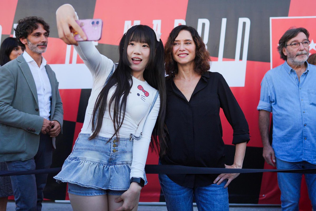 IdiazAyuso's tweet image. Comienza la cuenta atrás para el Gran Premio de Fórmula 1 de España, #MADRING. El 13 de septiembre de 2026 Madrid es la capital mundial del deporte a motor. 

Un orgullo para los que aman la competición, el deporte, la libertad y este gran país.