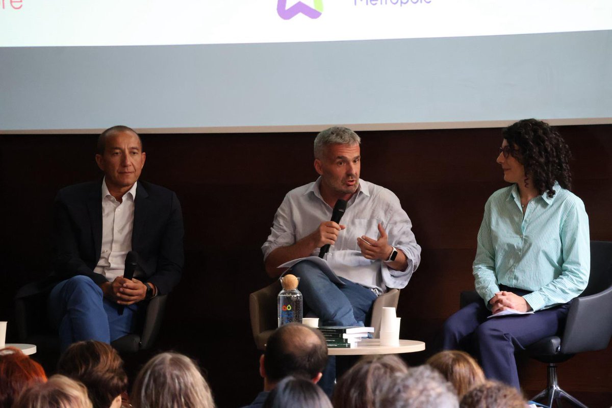 Le Futur à l’Oeuvre : Art &amp; IA dans la Ville au Musée Fabre !
Les étudiants du Master Marketing Innovation &amp; Territoires ont exploré des projets inspirants mêlant art et IA. Merci aux partenaires &amp; intervenants !
<a href="/montpellier_/">Ville de Montpellier</a> 
#Innovation #Art #IA #Montpellier