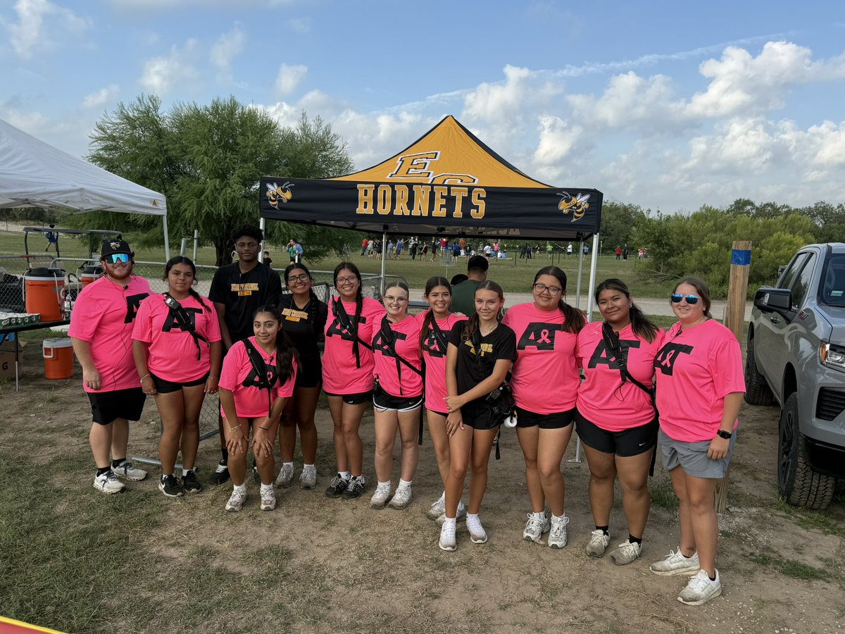 Shout out to our EC athletic trainers and student trainers for coming out bright and early, after long football night to Support and take care of our cross country athletes 🎉🙏💛🖤🐝 #ECProud <a href="/ECHShornets/">ECHS</a> <a href="/_ECAthletics/">ECHS Hornet Athletics</a> <a href="/eastcentralATs/">EC Athletic Training</a> <a href="/ECISDtweets/">East Central ISD</a>