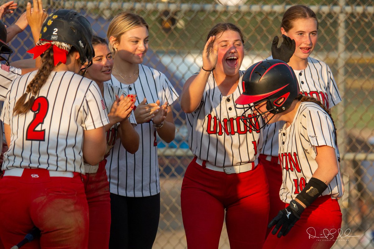 Infiniteredtape tweet media