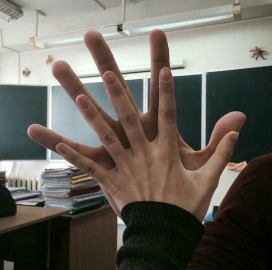 dee is ia tweet media