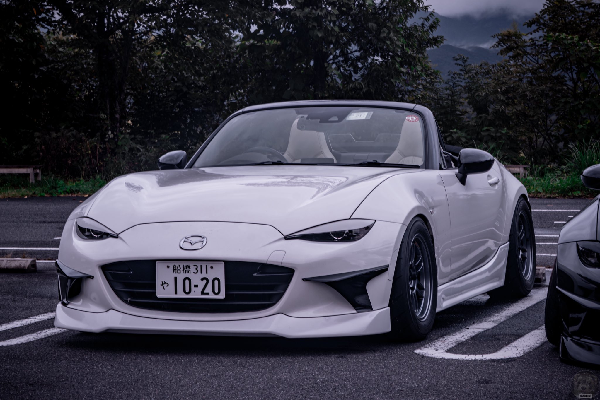 白色 マツダ NCロードスター フロントリップスポイラー バンパーエアロ MX5 白色 マツダ NCロードスター フロントリップスポイラー バンパー
