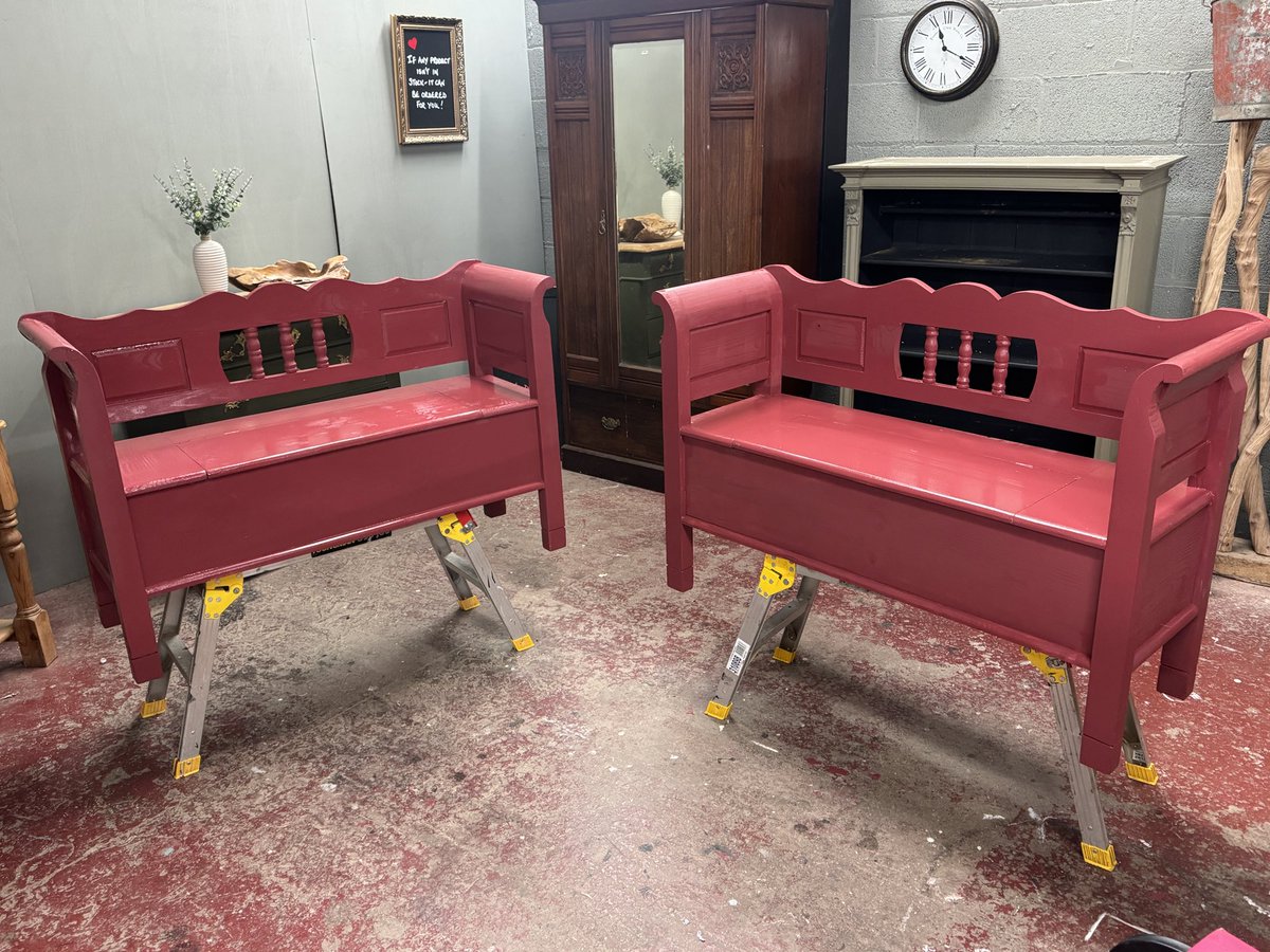 What a difference a day makes….

(Well, actually work wise it’s 3 hrs prep and 2 hrs for the first coat).