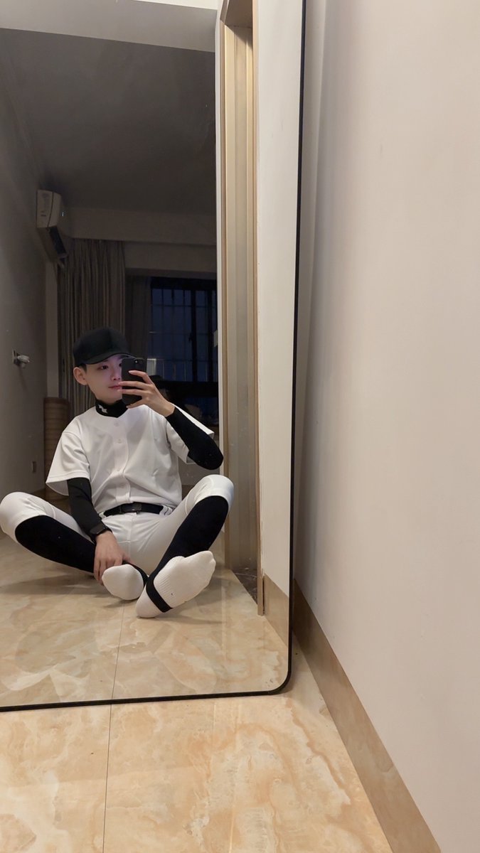 刮了胡子+滤镜版