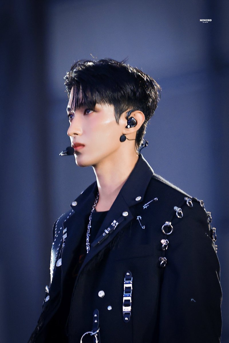 250913 HD

#SEVENTEEN #세븐틴
#도겸 #DK #ドギョム
#DOKYEOM #이석민