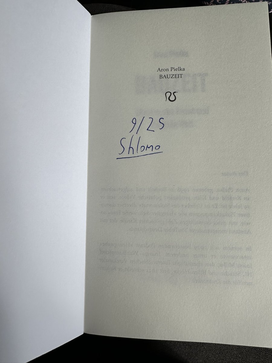 Angekommen 🥳 <a href="/shlomo96/">Zertifikatsmaurer Aron Pielka</a> <a href="/Verlag_Antaios/">Verlag Antaios</a>