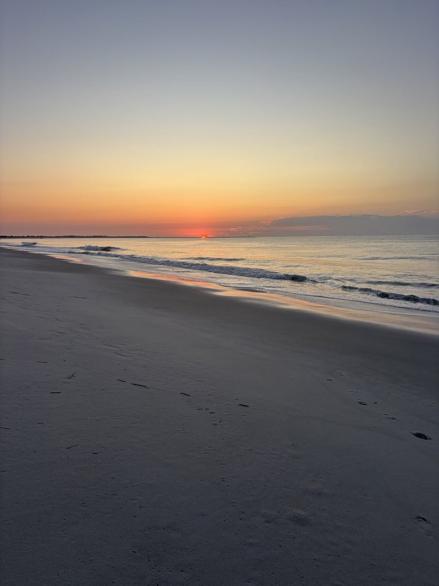 Saturday morning sunrise 👍🍻🇺🇸