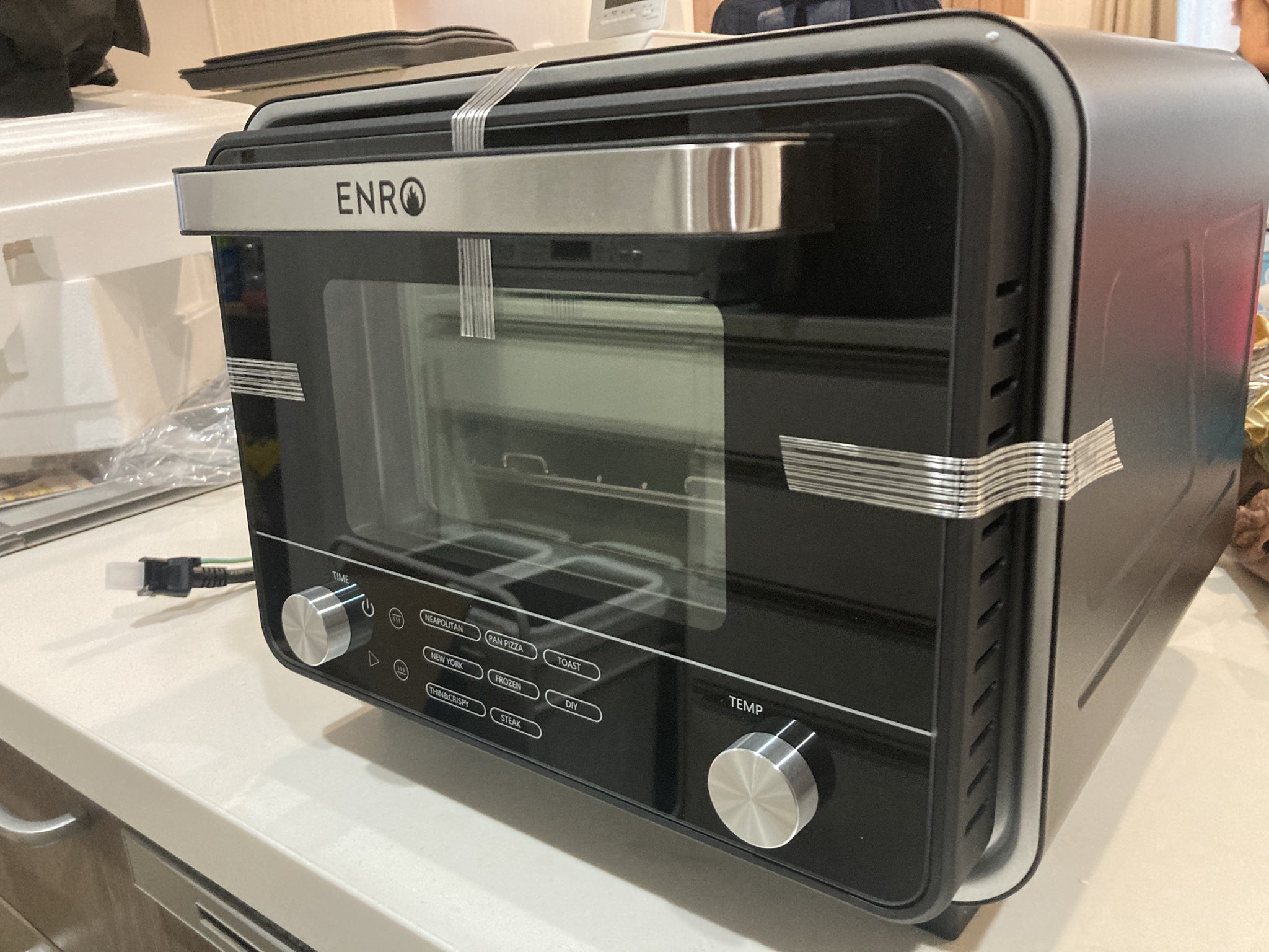 ENRO 電気ピザオーブン ENRO-005 電気式窯焼名人 ポータブル家電ピザ窯 – ENRO 日本公式サイト