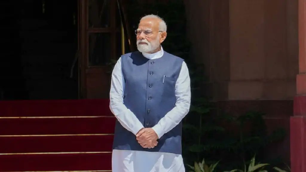 ಅನೇಕ ವರ್ಷಗಳ ಬಳಿಕ ಮಣಿಪುರಕ್ಕೆ ಪಿಎಂ ಮೋದಿ..!

CLICK HERE :- ashwaveega.com/pm-modi-to-vis… 

#Manipur #ManipurViolence #PMModi #PMModiInManipur #Trending #TodayNews #AshwavegaNews24X7