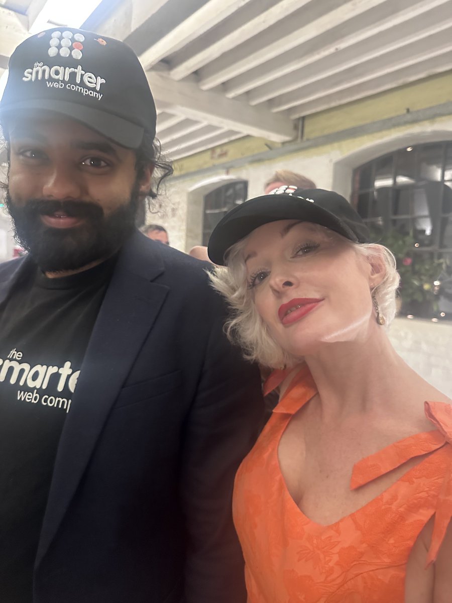 Great to eat meat and touch grass with <a href="/asjwebley/">Andrew Webley</a> and <a href="/DecentraSuze/">Decentra Suze</a> at <a href="/HenryBTCchef/">The Bitcoin Chef</a>’s wonderful feast last night ♥️♥️♥️