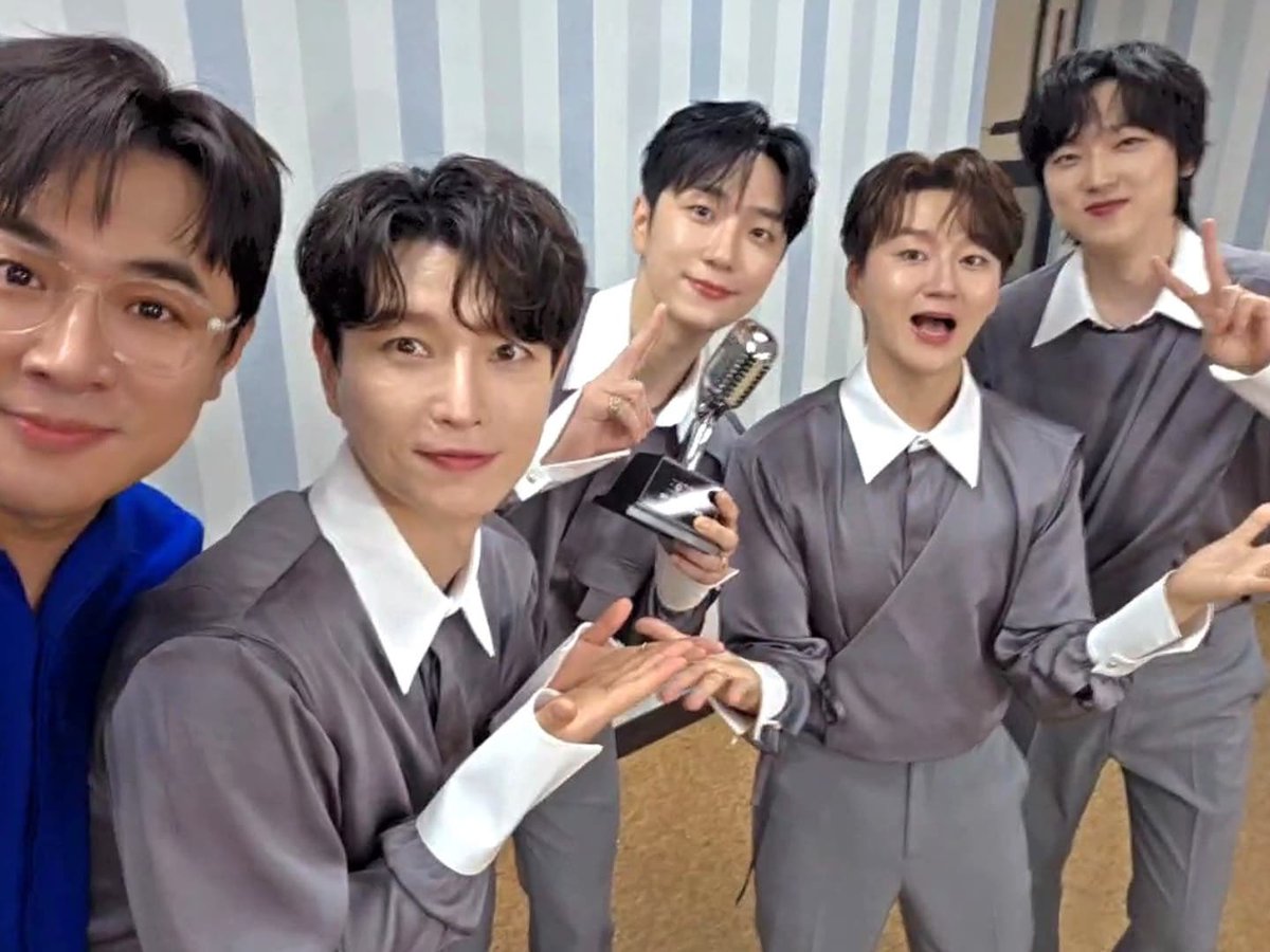 엠씨배님 인스타 

불명 때 포레 😊