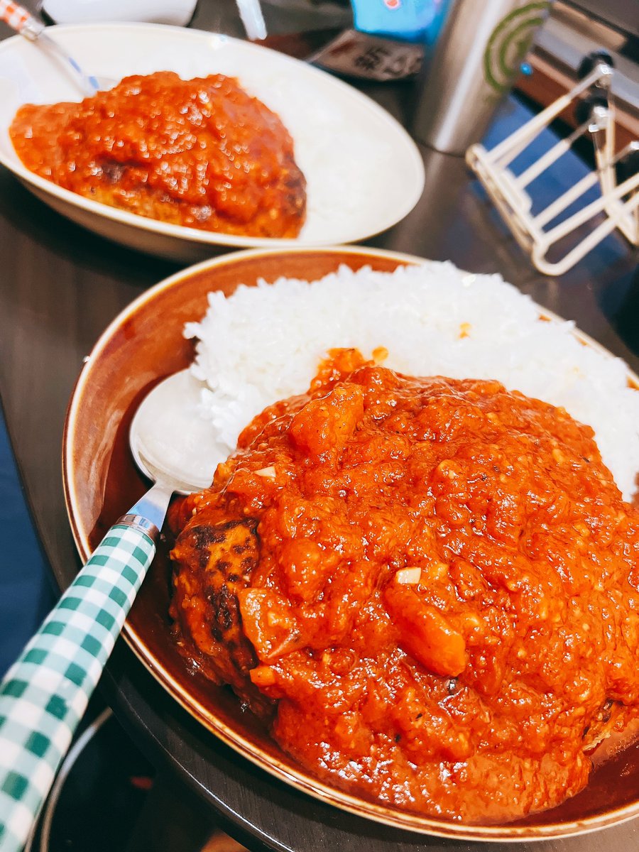 wally_03's tweet photo. う〇トマバーグを自分なりに作ったらヤバいくらい美味しいの出来た( ﾟ∀ ﾟ)

肉汁の滝( ≖ᴗ≖​) https://t.co/kEPlUMbW6g