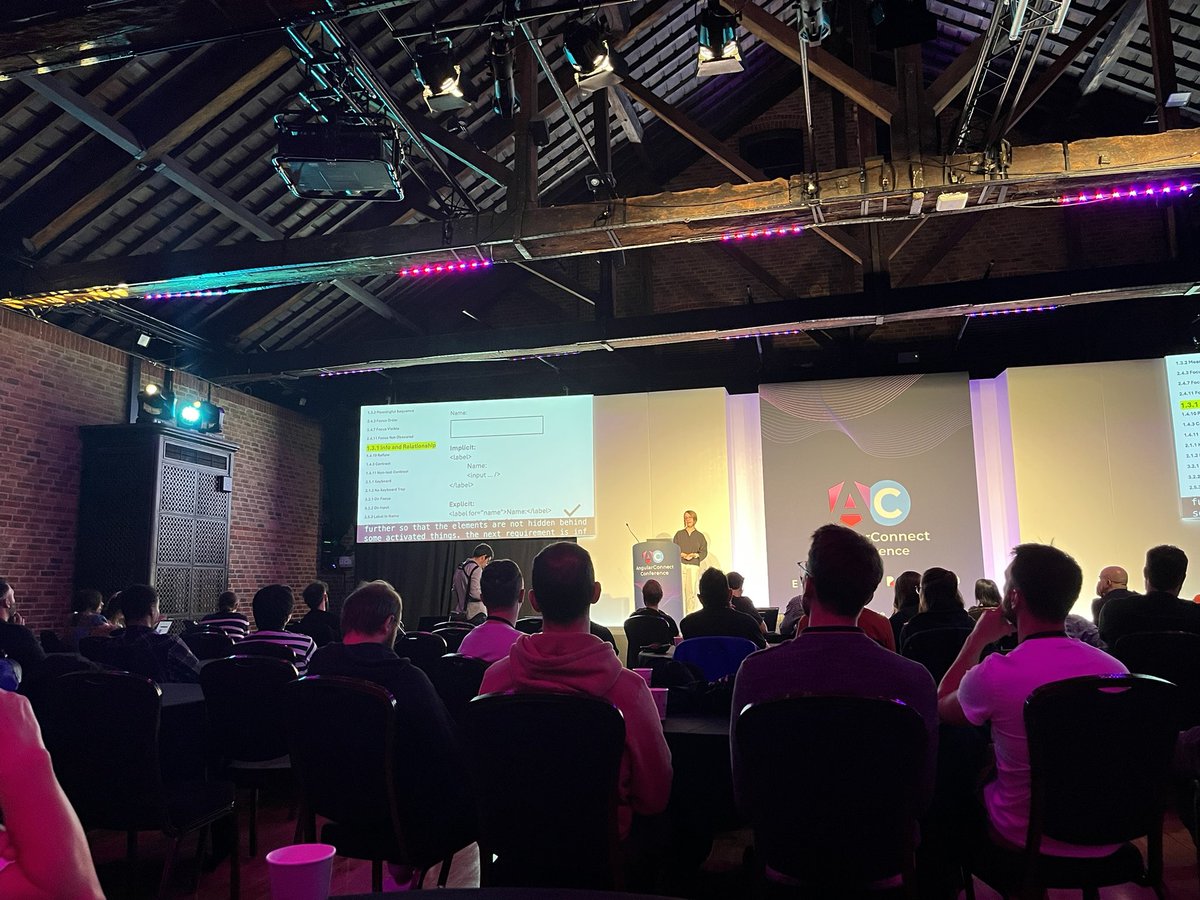 insanicae's tweet image. Accessibility and forms by Maria Korneeva on stage 🎉🤘

#angularconnect