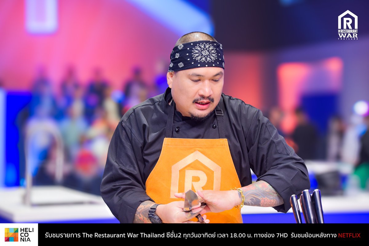 เมนู “แกงกะหรี่ หมูชุบแป้งทอดสามเกลอ กับหมูเทริยากิ” ของ “พ่อค้าอ๊อฟ” #TeamChefArt
. 
#TheRestaurantWarThailand2