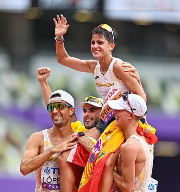 🥇🥇🥇 Enhorabuena a <a href="/garciaperezmari/">María Pérez OLY</a> por su tercera medalla de oro en los 35 km marcha de los Campeonatos del Mundo y convertirse en la atleta más laureada de la historia del atletismo español. 
 
📸 <a href="/WorldAthletics/">World Athletics</a>