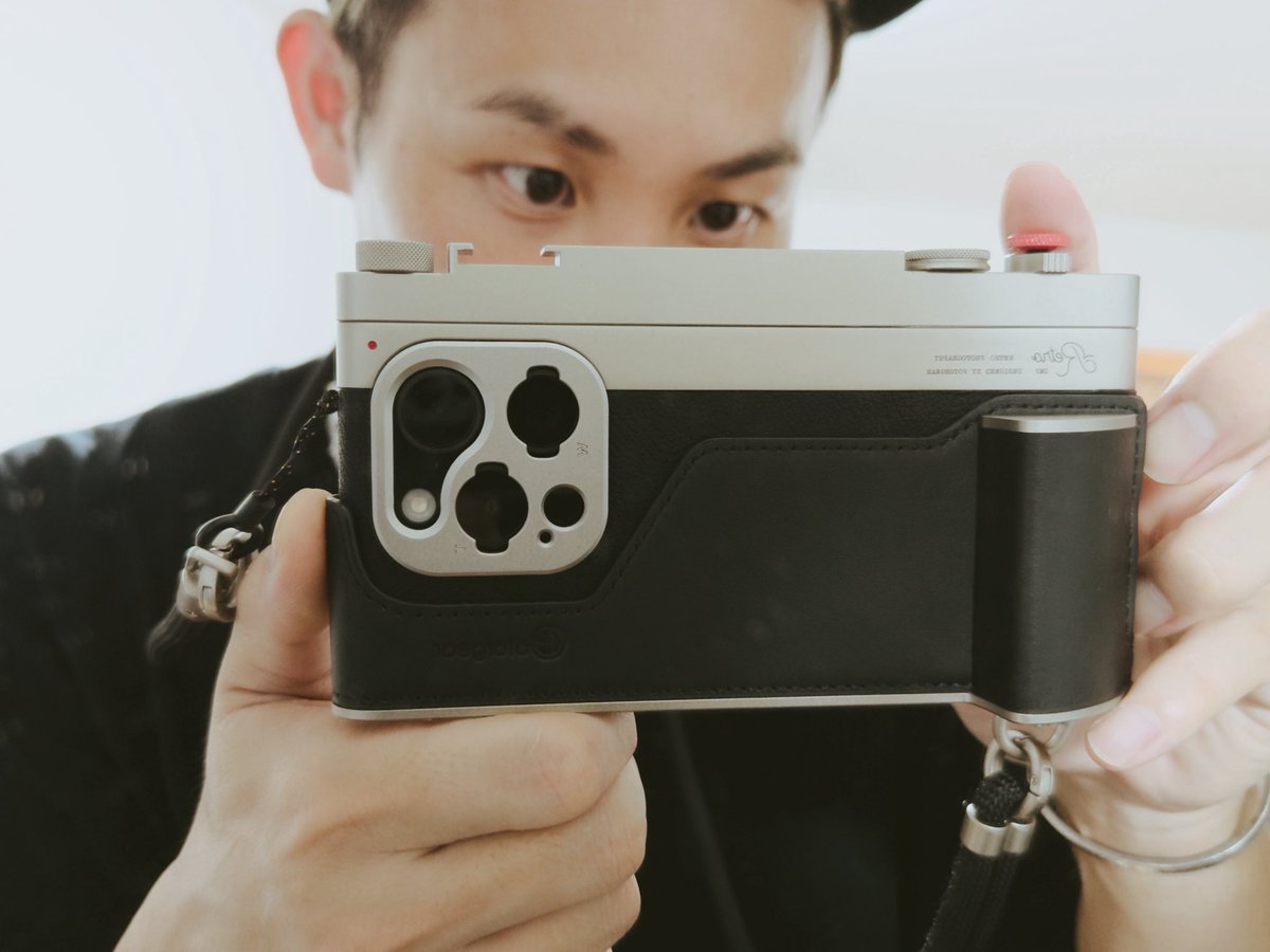 iPhone - 山本 51v6xxzm4SL.jpg
