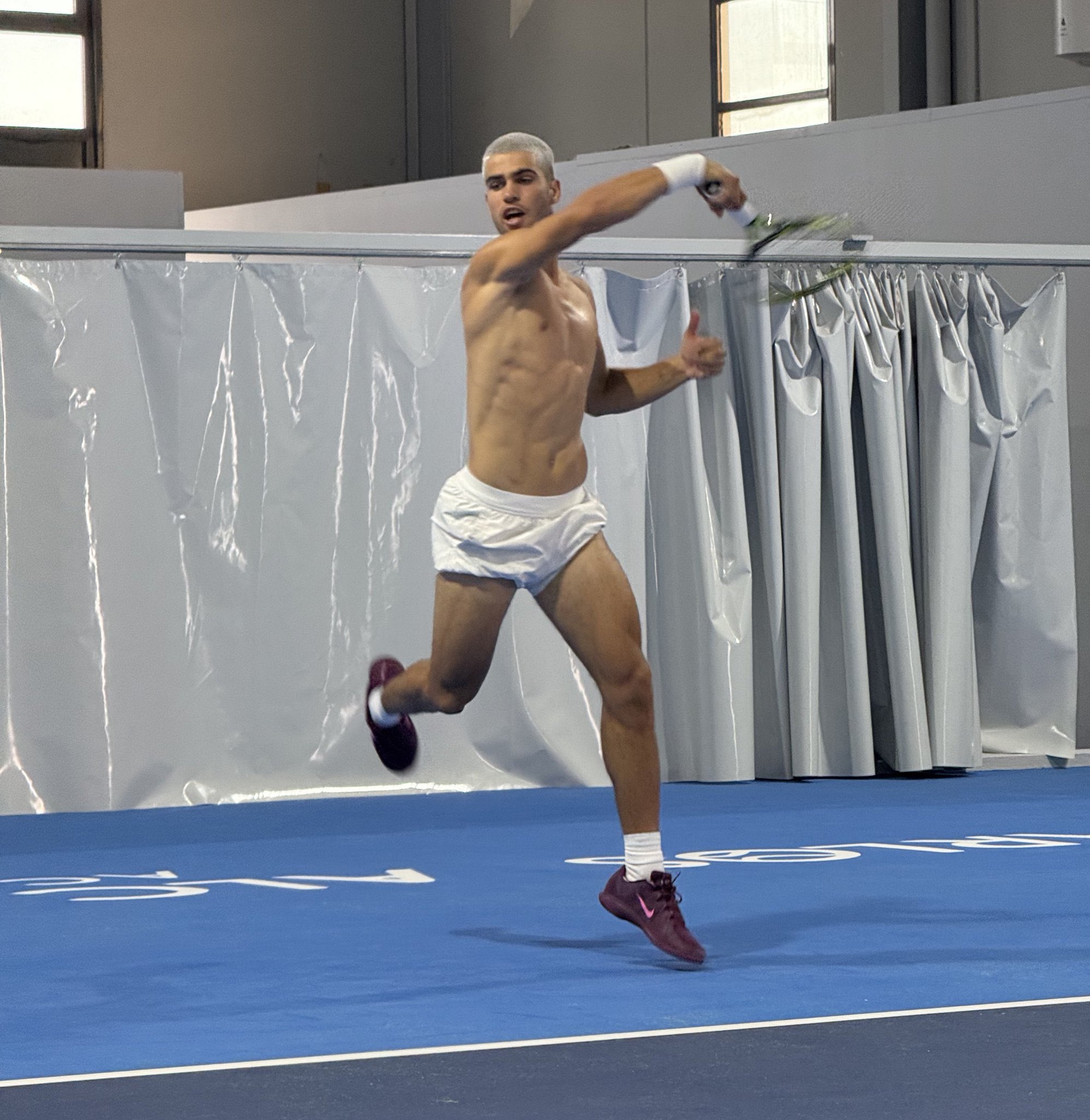 G0uPlMeWEAA21MY?format=jpg&name=large