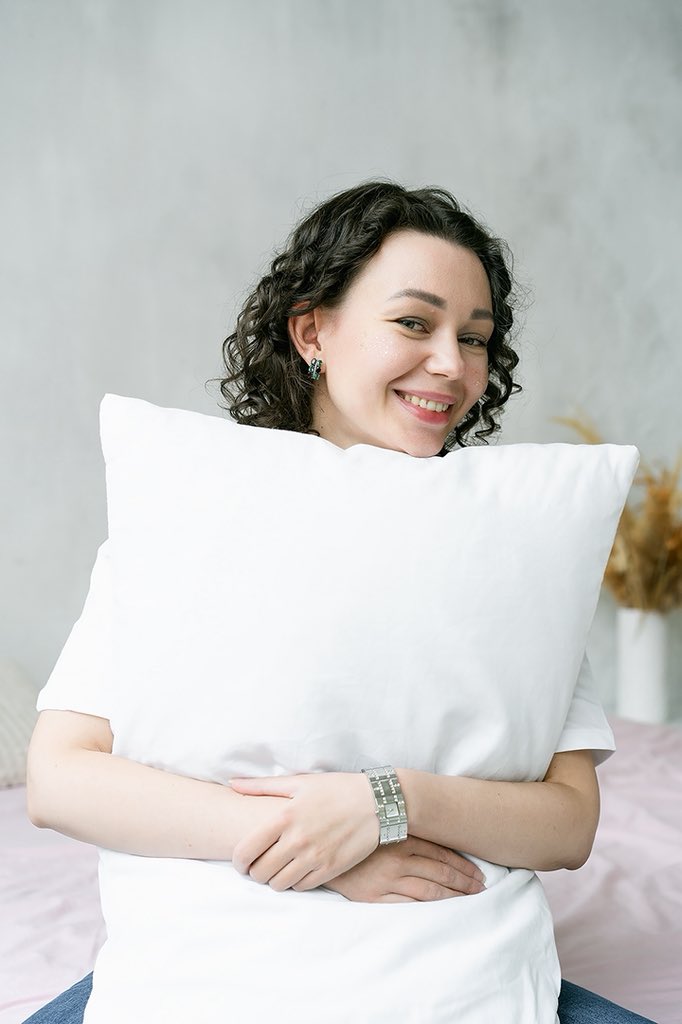 Чуєте, це ж в мене скоро день народження і зʼявилась думка провести знову фотодень
Ви платите, приходите і отримуєте 20 хвилин процесу і гарні фото, а я в кінці ті всі гроші доначу мінус оплата студії
Збираю охочих! 4 або 5 жовтня
Пишіть і поширюйте