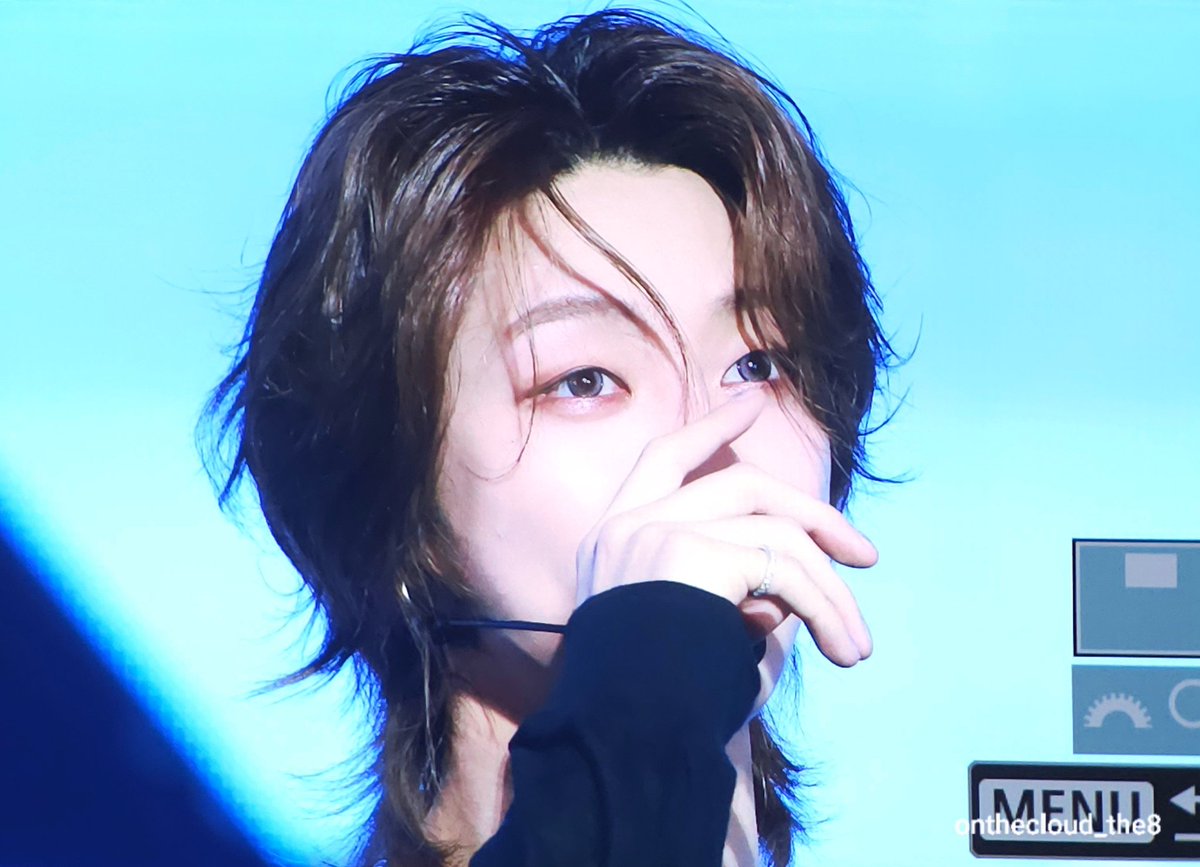 on the cloud8 tweet media