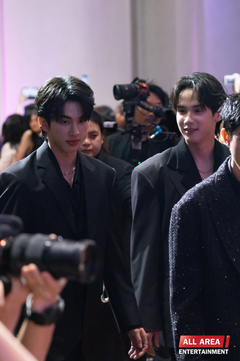 allarea_ent's tweet image. “เซิร์ฟ-จาว่า” ร่วมเดินพรมแดงในงาน “FEED X KHAOSOD AWARDS 2025”

FeedxKhaosodAwardsxSJ 
#FeedxKhaosodAwards2025
#swensurf #javabh #surfjava