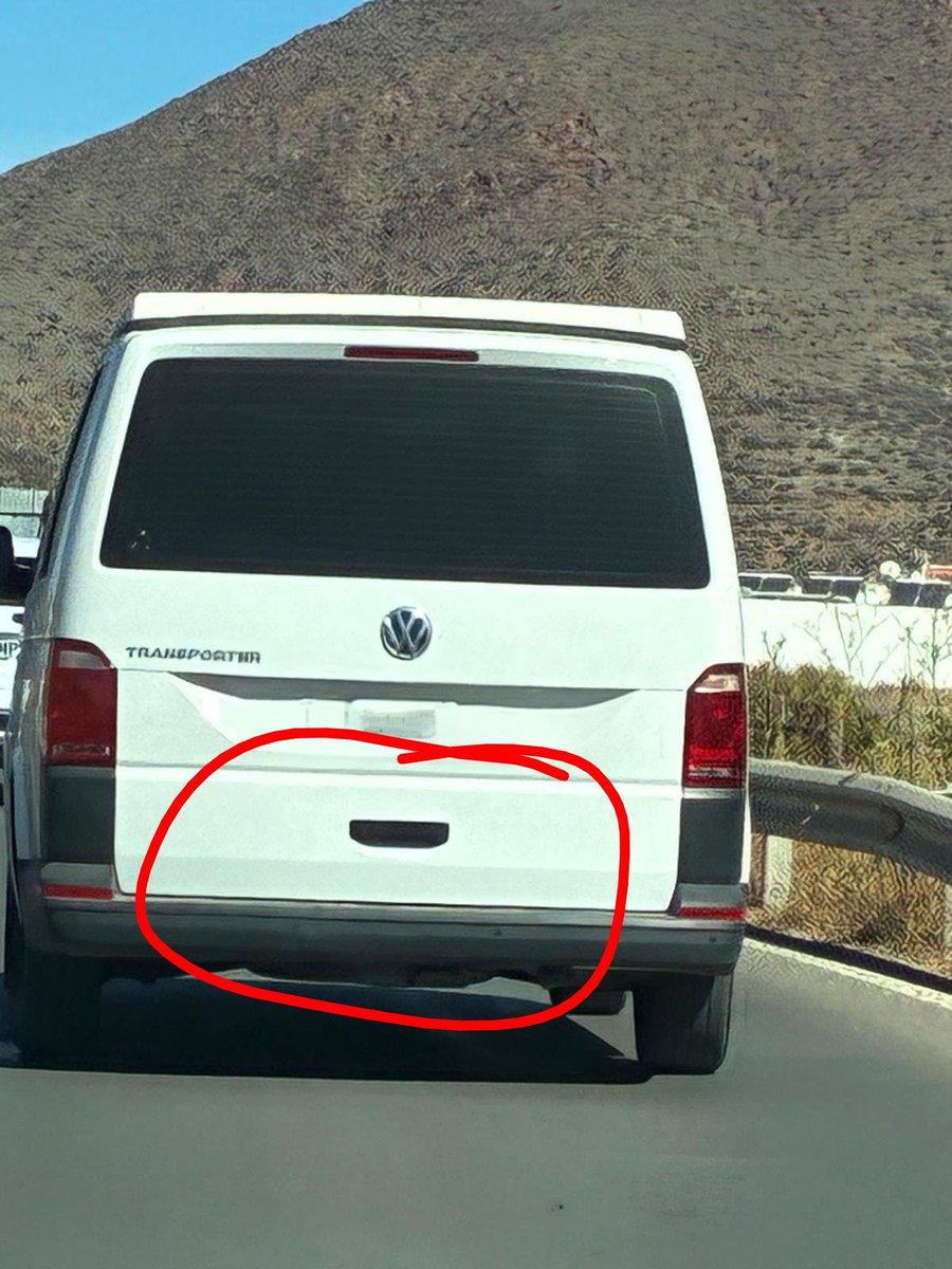 Una pregunta para los de IT ... Esto es HDMI o display port??