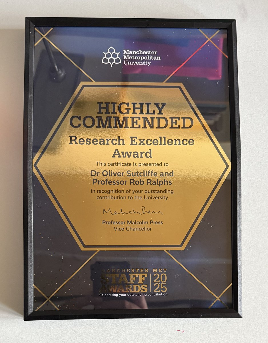 💥AWARD!💥 12 Sept 2025

Extremely honoured to be co-recipient of Highly Commended Research Excellence Award, w/ Rob Ralphs <a href="/MMUOutofit/">Rob Ralphs</a>, for our collab work on GMTRENDS <a href="/MANDRAKE_LAB/">MANDRAKE</a> &amp; our impact on harm reduction &amp; drug policy #McrMetProud

TY to Bex &amp; Ryan for the nominations x