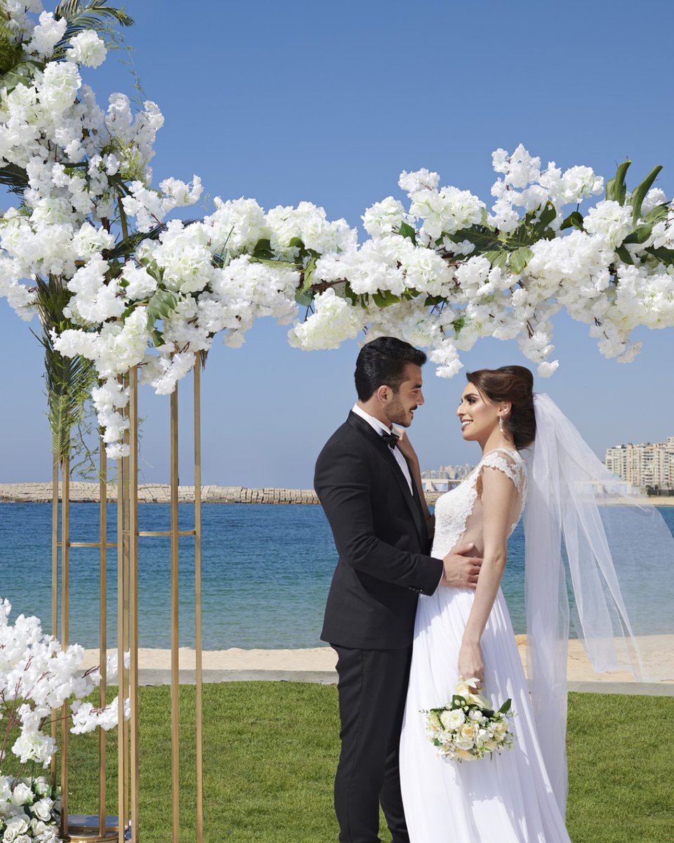 Let the Mediterranean breeze carry your vows. September’s serenity makes every beach wedding feel like a timeless dream — yours is waiting to be written.

#FourSeasons #FSAlexandria #BeachWedding