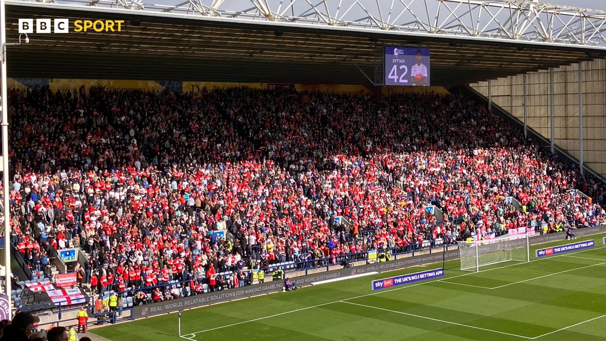 The Middlesbrough fans in a sold out away end at Deepdale 👏

#Boro | #UTB | #BBCFootball
