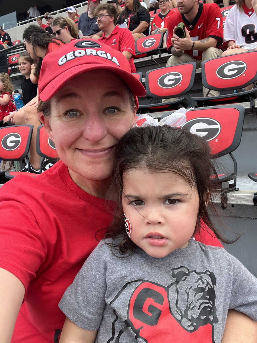 debbiedenson74's tweet photo. #GoDawgs https://t.co/w14HBnOYx8