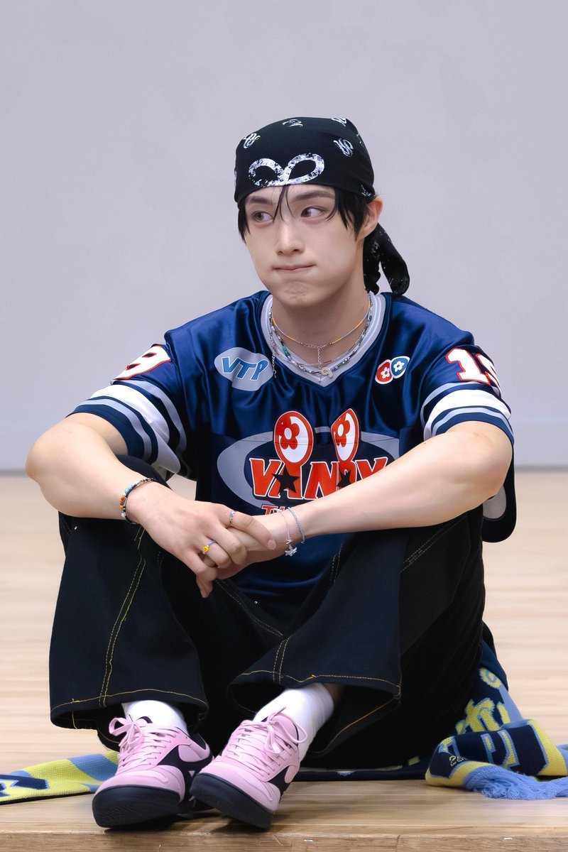 250913 음중 미팬

՞⸝⸝> ༥ <⸝⸝՞

#CIX #씨아이엑스 #현석 #HYUNSUK