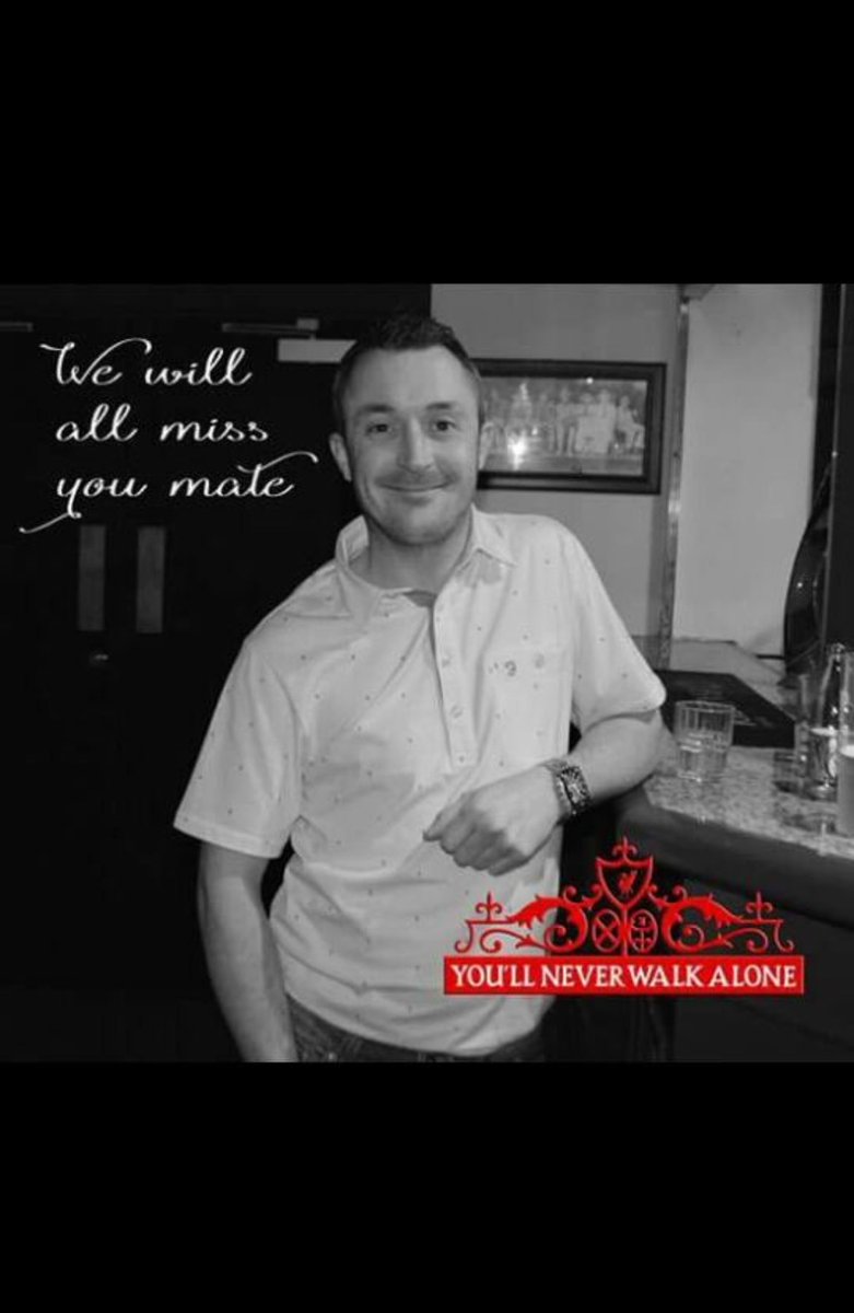 Barry6980's tweet photo. Wee mates 10 years gone today, Absolutely sorely missed everyday. I know you re looking down on us all probably going YOU !! Until the next time my friend. ❤️🤍 🍻🍻 https://t.co/tSGsEm95mV