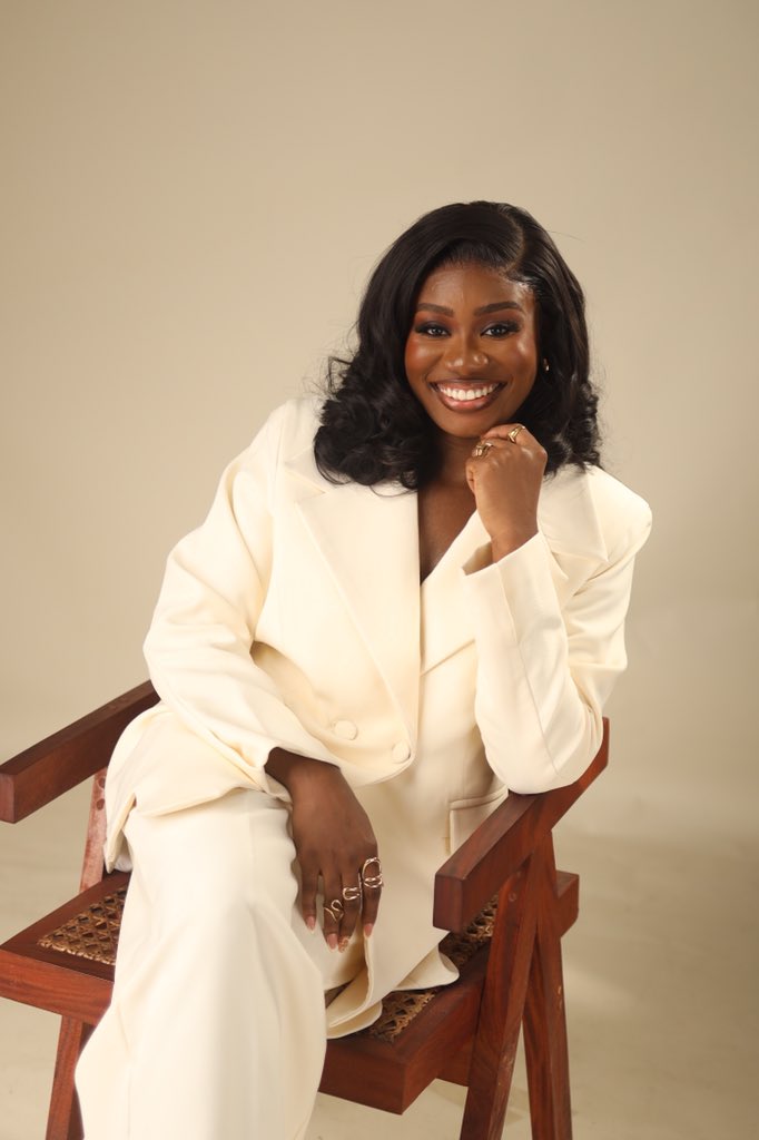 NaturallyMuna🧚🏽♂️✨👩🏽💻 tweet media