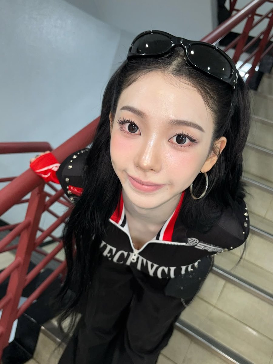 차카니 백개 먹었나봐..