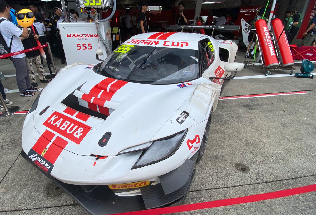 kunjrf26's tweet photo. 今日は ＃鈴鹿サーキット へ
＃MAEZWARACING さんの応援に....#GRガレージ …#GRスープラ も出てるやん😅555を応援しつつ39も応援❣️GT車のエンジン音が心地いい🥰
＃前澤友作 オーナードライバーと ＃横溝直輝 プリンシバルレーシングドライバーお二人のサインをありがとうございます。大切にします❣️ https://t.co/potitHdgMP