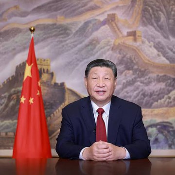Xi Jinping in a dark suit and red tie, sitting at a desk with hands clasped. A Chinese flag stands to his left, and a mural of the Great Wall of China is in the background. Benjamin Netanyahu in a dark suit and blue tie, sitting at a desk with microphones. An emblem with Hebrew text and the Menorah symbol is behind him.